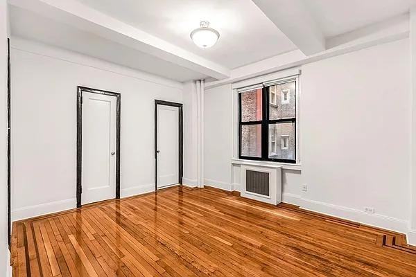 W 23rd St #707 - Photo 2 of 19