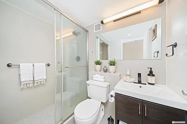 Mulberry St #6O - Photo 4 of 20