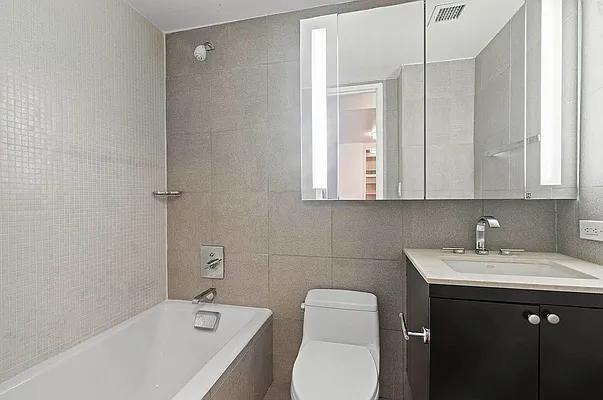 W 23rd St #7A - Photo 6 of 20