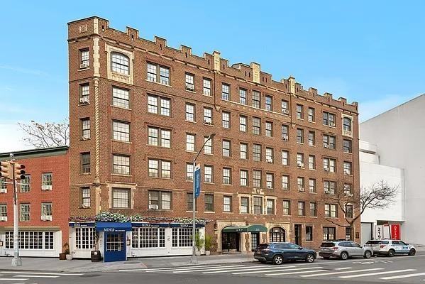 W 12th St #3E - Photo 3 of 11