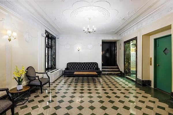 W 12th St #3E - Photo 4 of 11