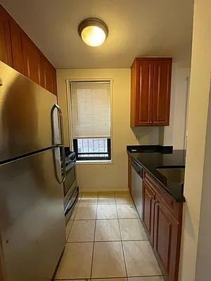 Bank St #1A - Photo 2 of 14