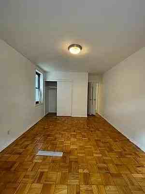 Bank St #1A - Photo 5 of 14