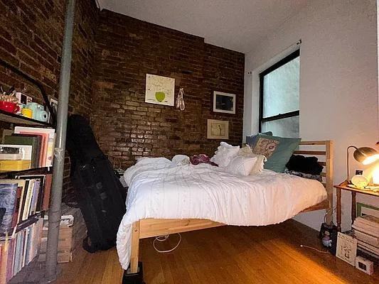 E 2nd St #24 - Photo 5 of 20