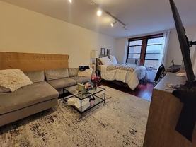 W 21st St #3A - Photo 1 of 1