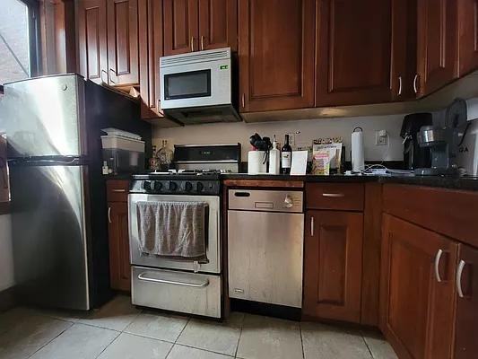 W 21st St #3A - Photo 3 of 4