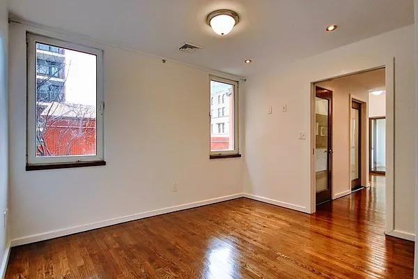 Waverly Pl #PHA - Photo 3 of 20