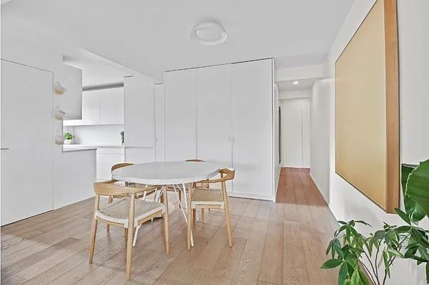 W Houston St #10F - Photo 4 of 20