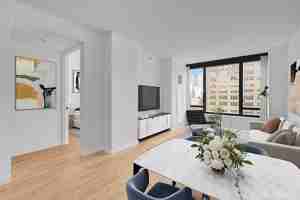 featured image of Varick St #15A