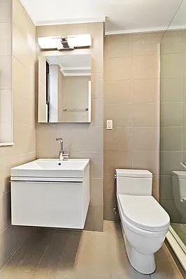 E 21st St #13G - Photo 3 of 20