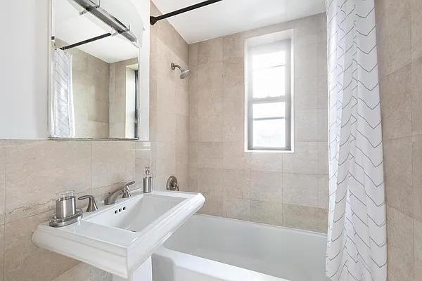 W 15th St #004F - Photo 7 of 12