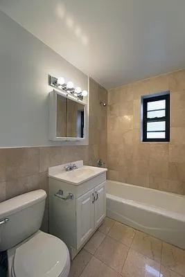 W 15th St #512 - Photo 5 of 17