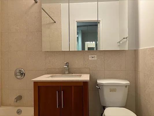 W 15th St #104 - Photo 5 of 20