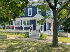 featured image of 102 W Seneca St