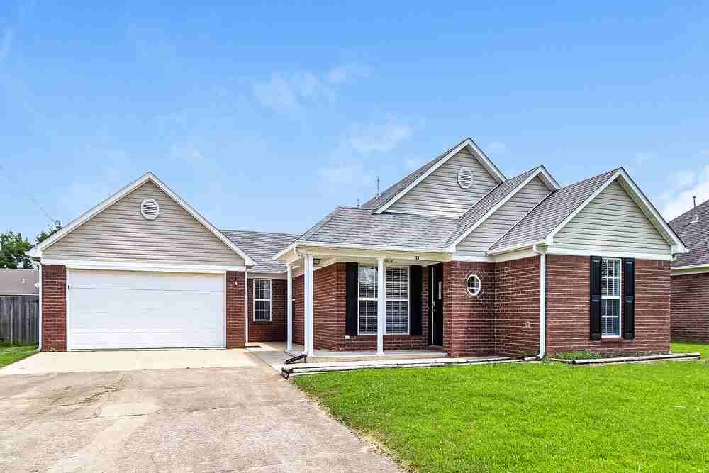 122 Royal Oaks Dr - Photo 3 of 16