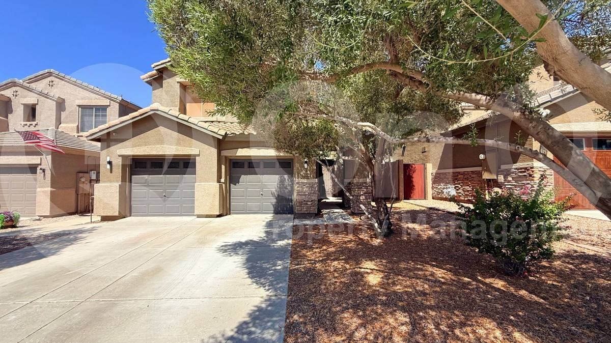 17008 S 27th Ln - Photo 2 of 10