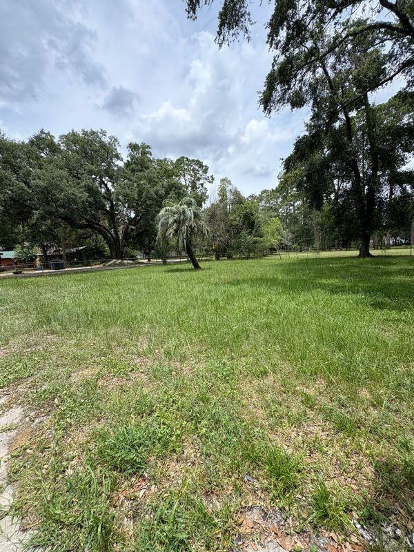 9525 Kentucky St - Photo 3 of 21