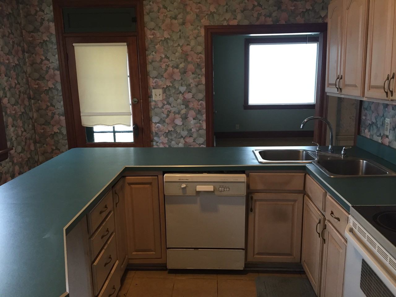 2084 Long Level Rd - Photo 3 of 22