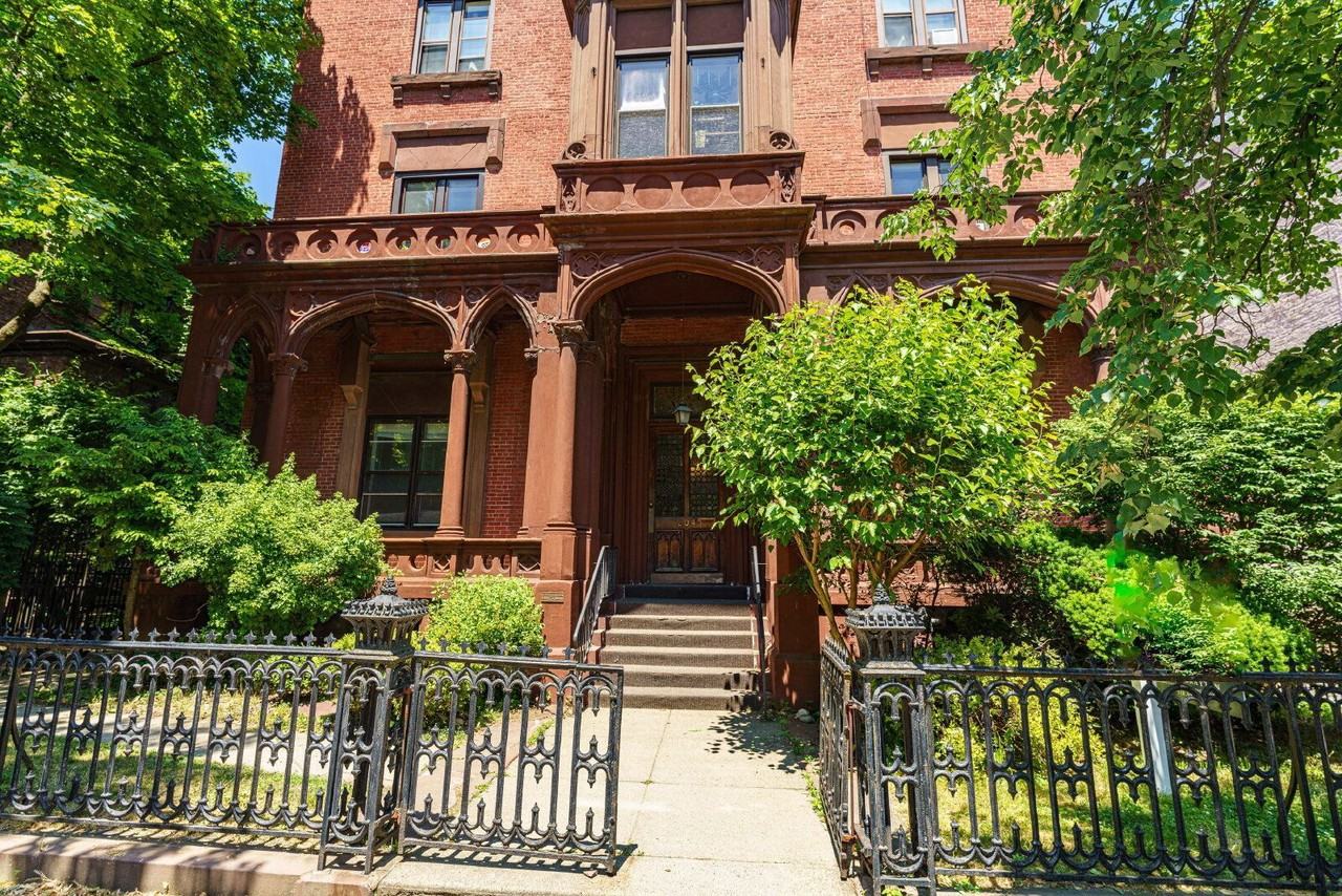 204 Washington St #BS