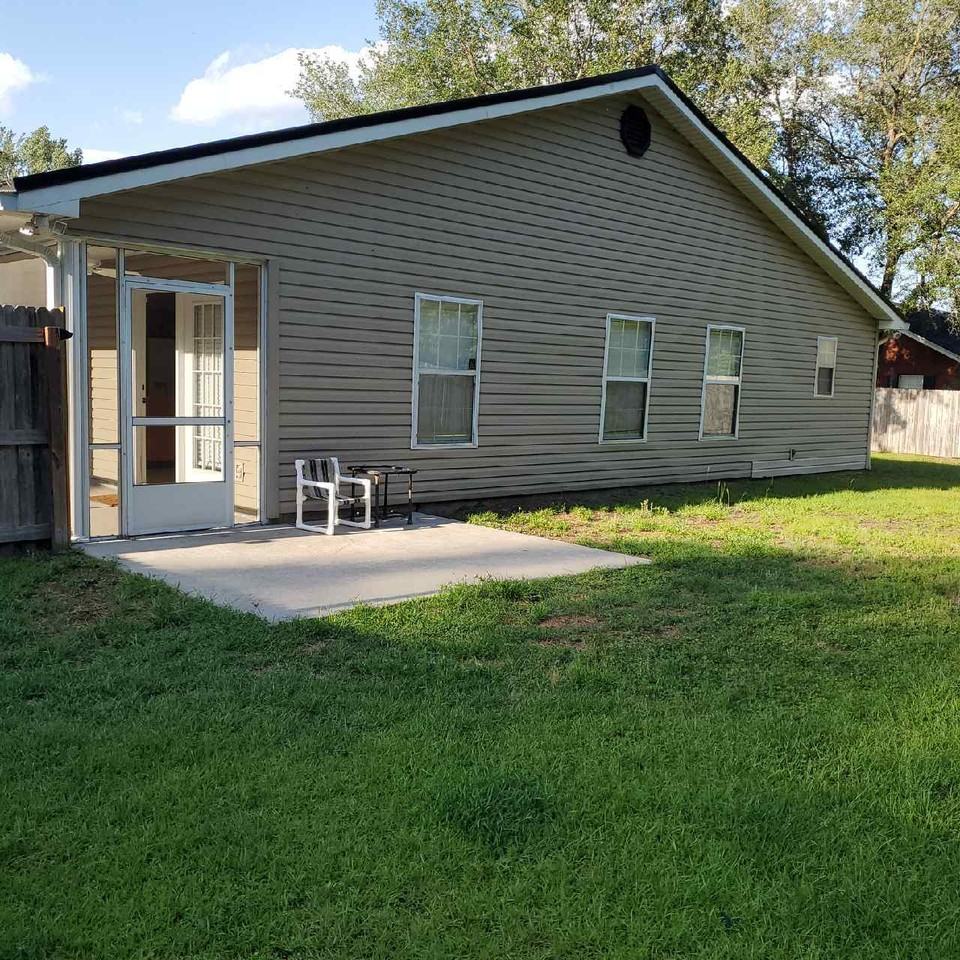 37127 Lorena Dr - Photo 2 of 20