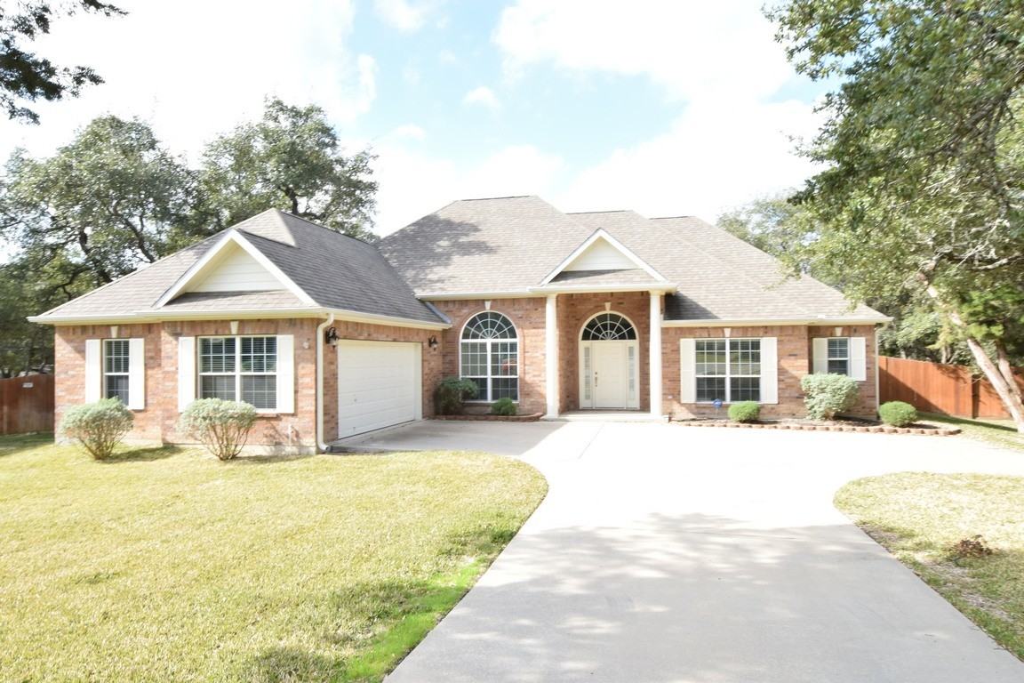 4 Hollywood Ct - Photo 3 of 35