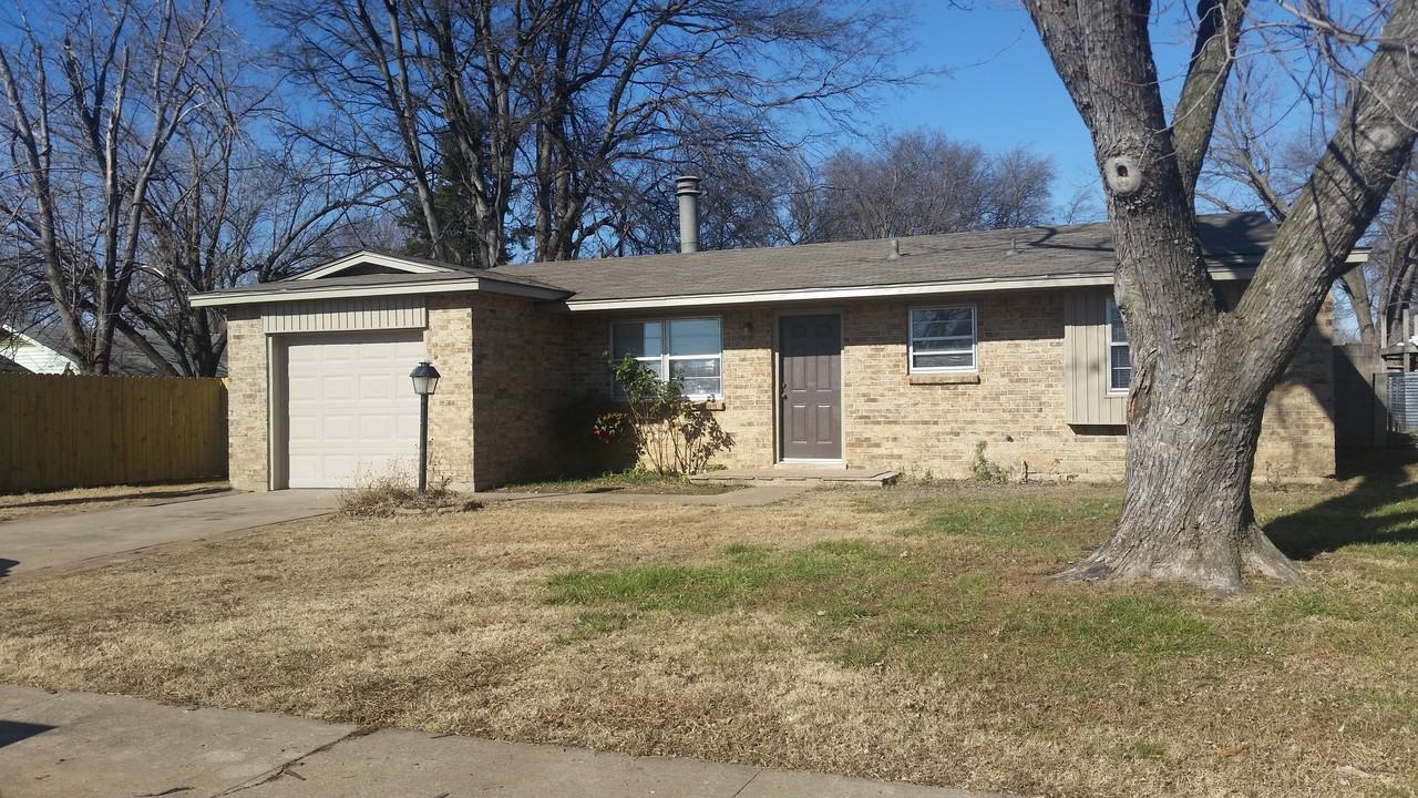 12485 E 26th St - Photo 2 of 27