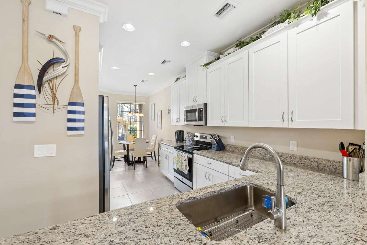 9441 Benvenuto Ct #102 - Photo 4 of 27