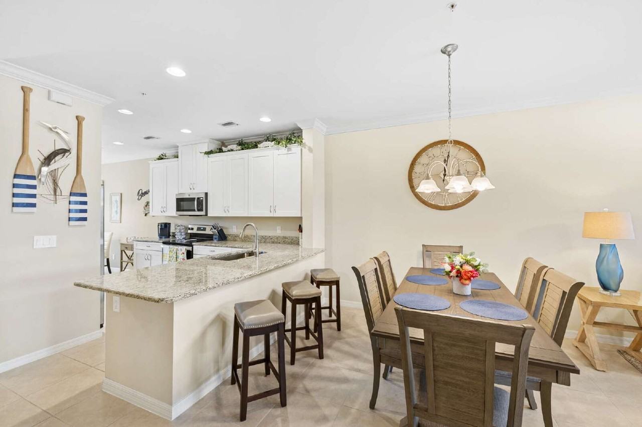 9441 Benvenuto Ct #102 - Photo 5 of 27