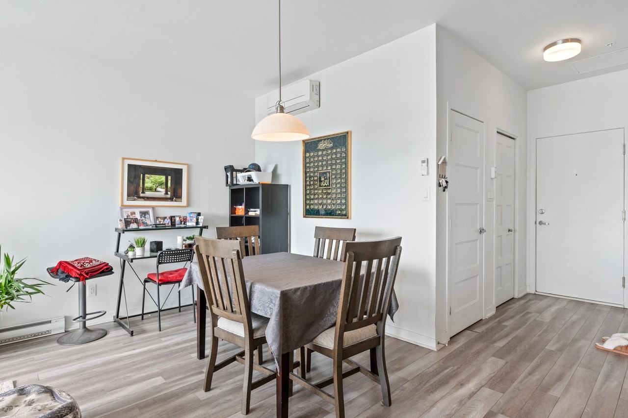 9185 Rue Lennon - Photo 3 of 10