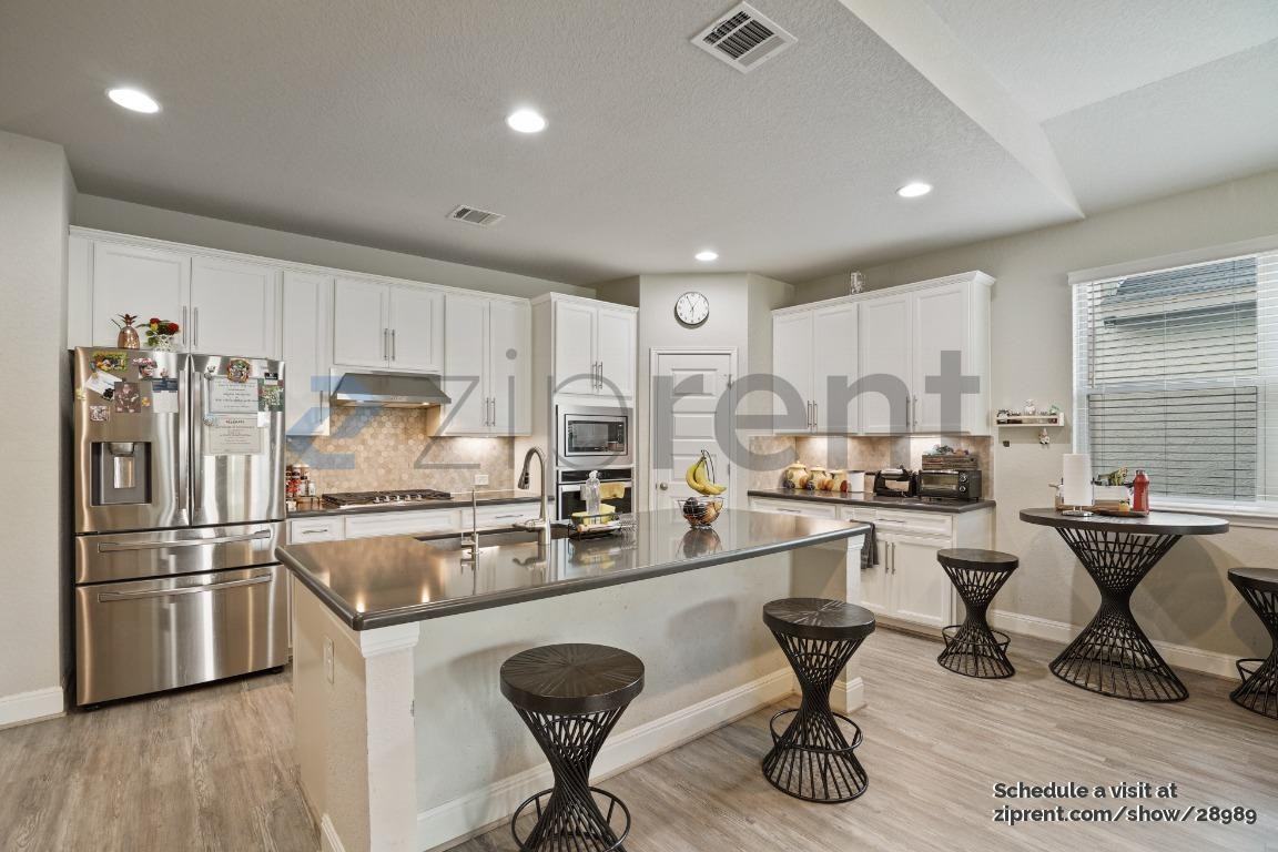 6611 Gentry Farm - Photo 4 of 24