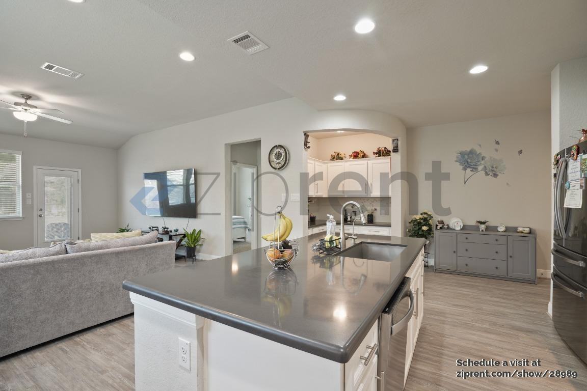 6611 Gentry Farm - Photo 5 of 24