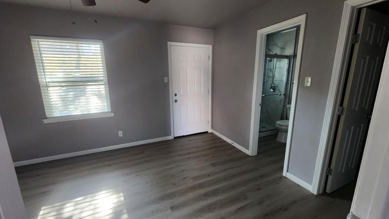 2800 Cedar Circle - Photo 4 of 7