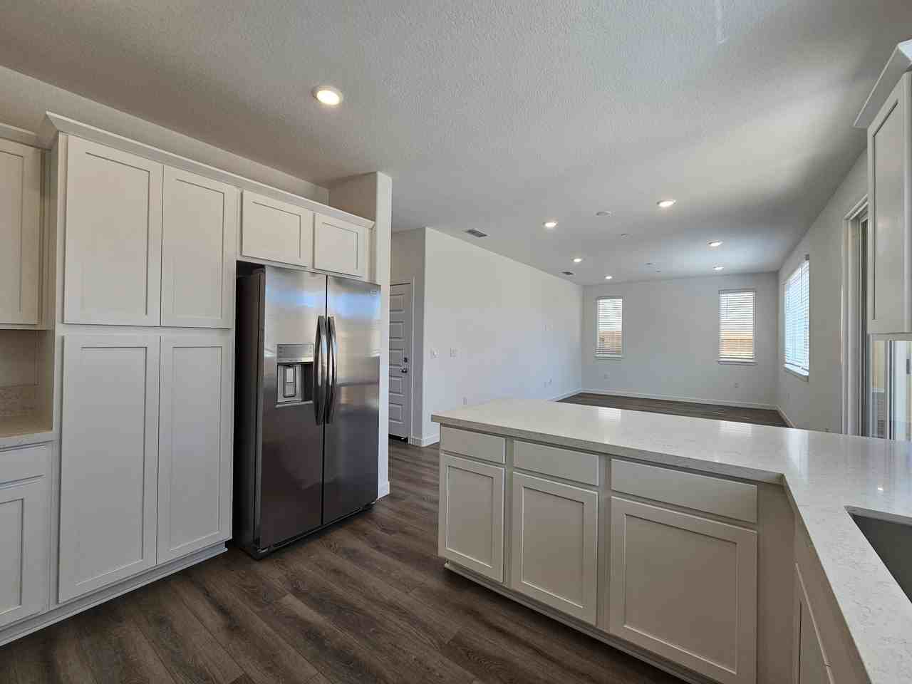 3569 Vestland Way #NA - Photo 7 of 27