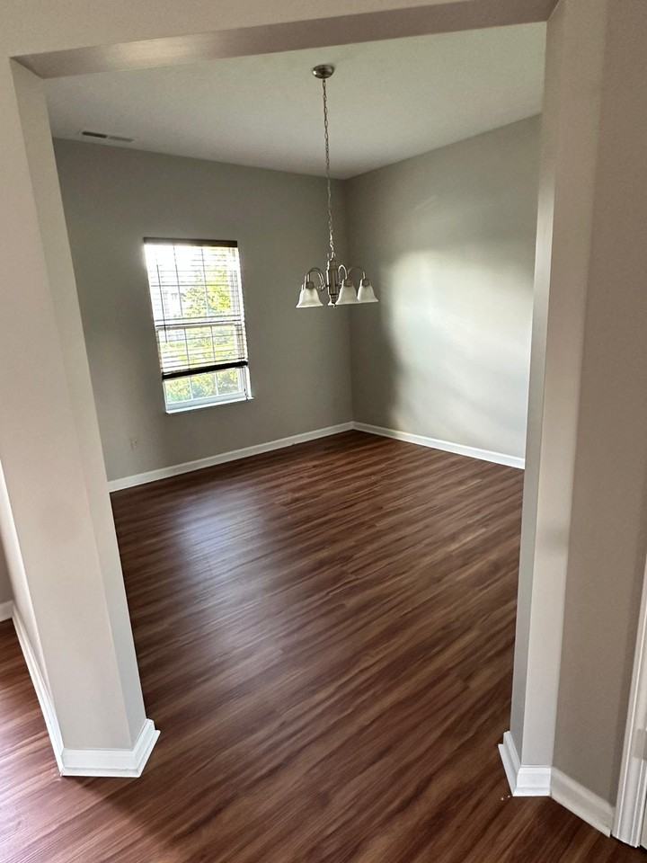 665 Wendover Ave #NA - Photo 7 of 10