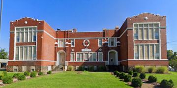 featured image of 54 W Craig St