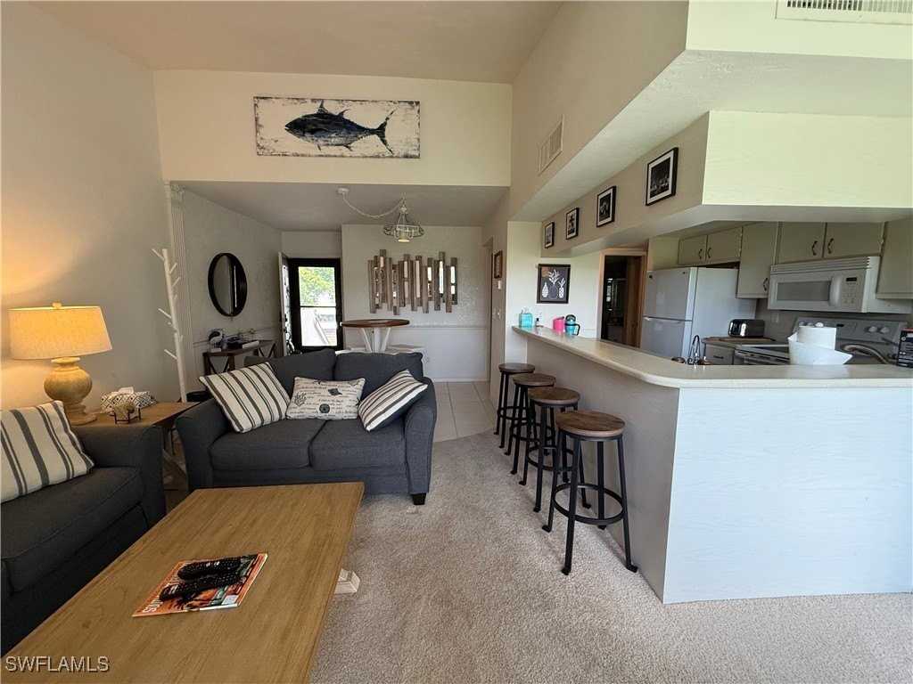 5590 Trailwinds Dr Apt 421 #421 - Photo 7 of 18