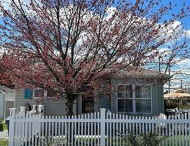 1733 Melrose Ave - Photo 1 of 1