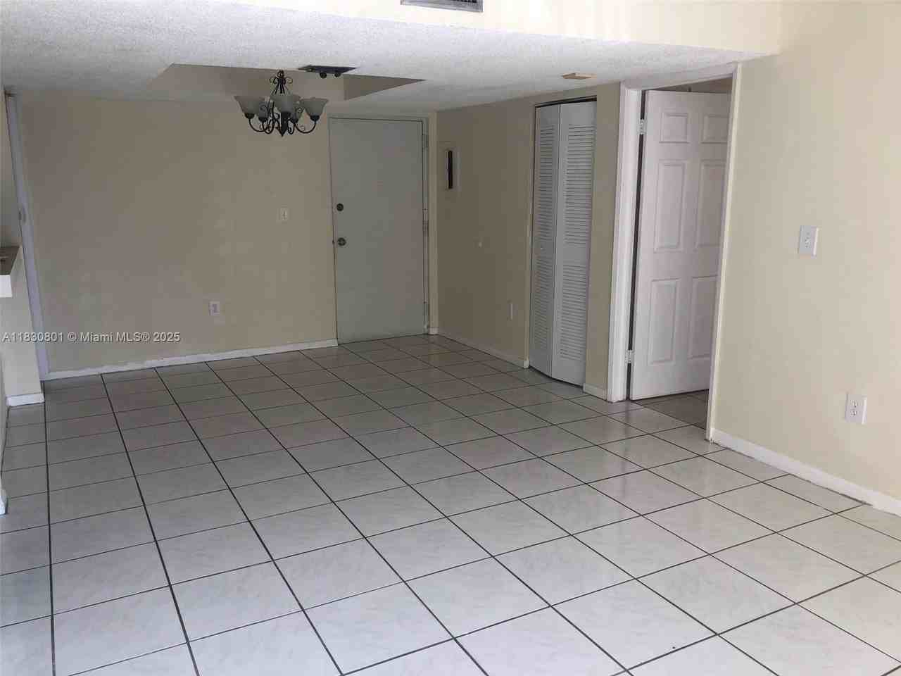 8006 Sw 149th Ave #D401 - Photo 5 of 23