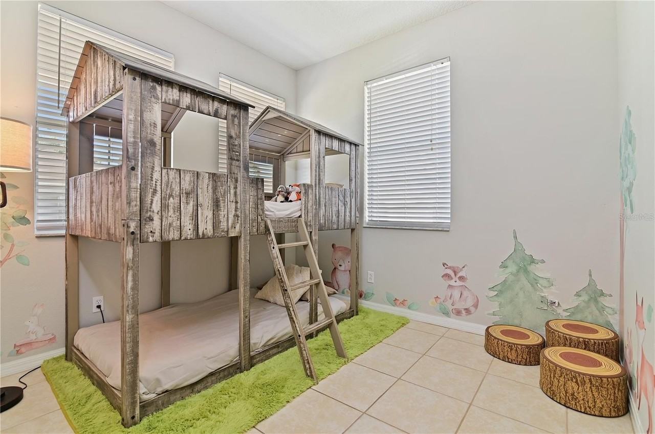 701 Kettering Rd - Photo 3 of 41