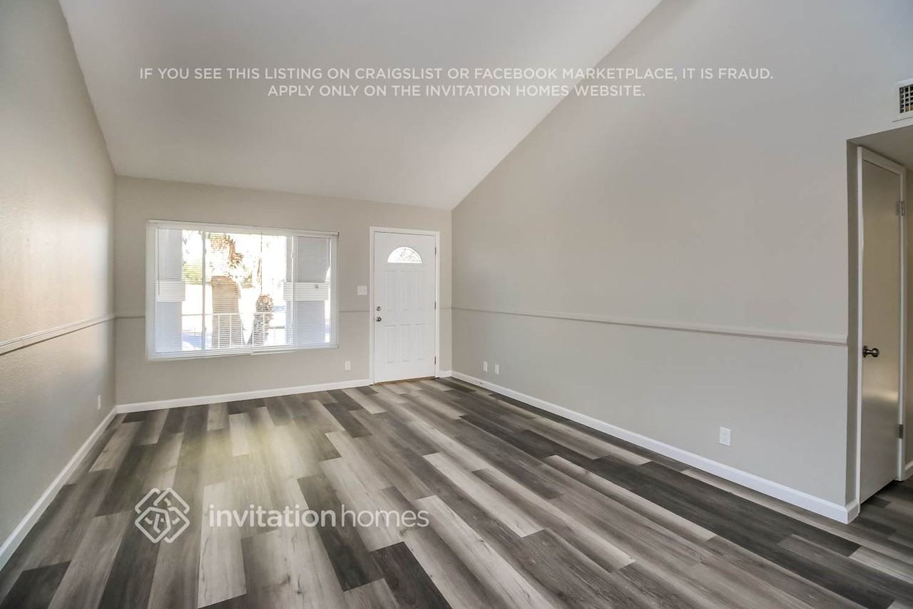 1123 W Los Lagos Vista Cir - Photo 2 of 16