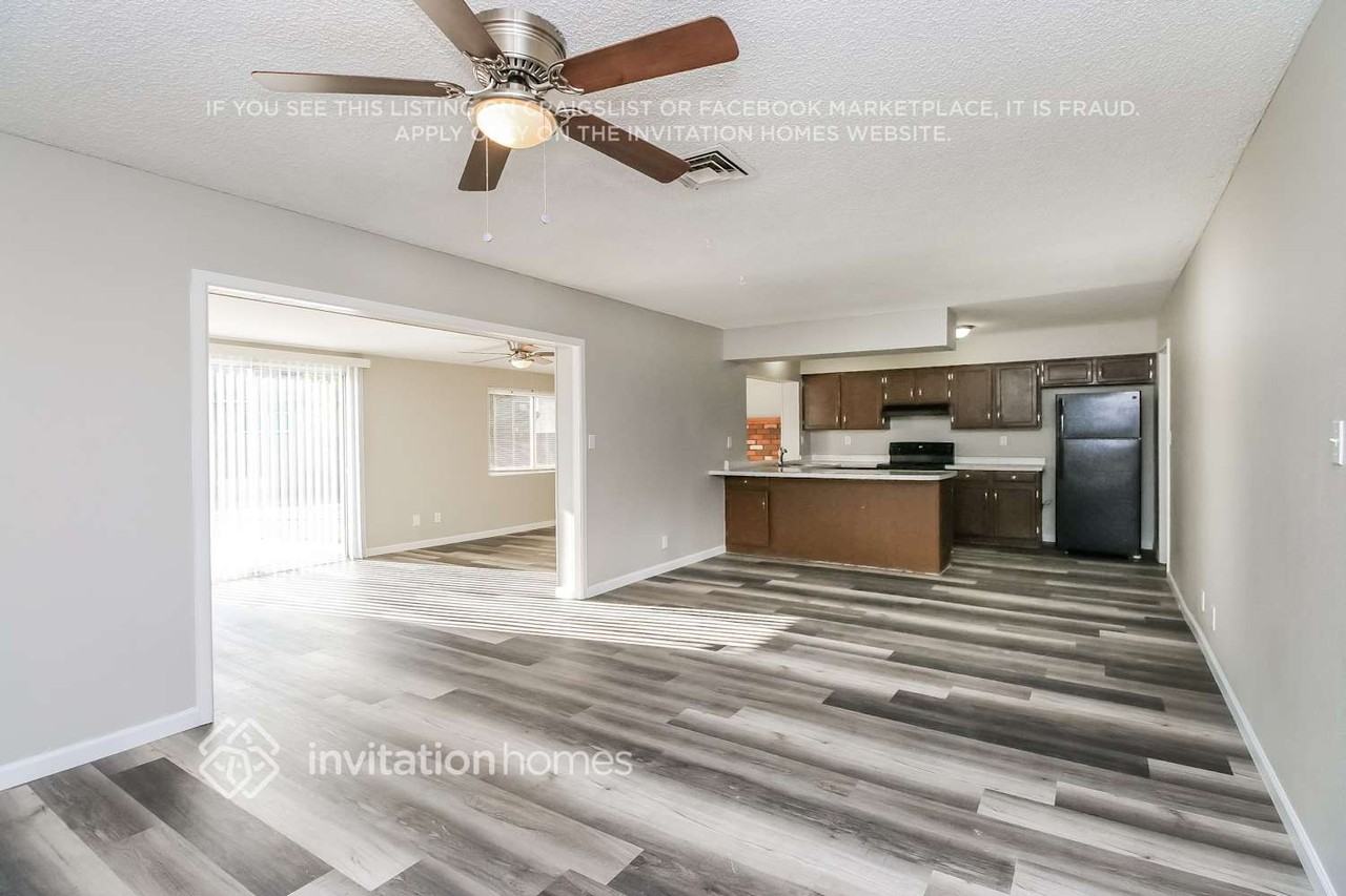 1123 W Los Lagos Vista Cir - Photo 3 of 16