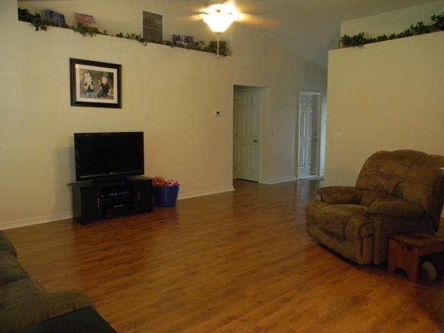 951 NW 254 Dr - Photo 3 of 15