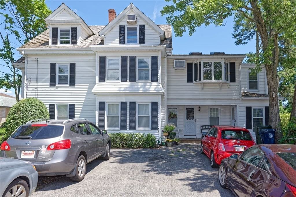 54 W Main St - Photo 4 of 41