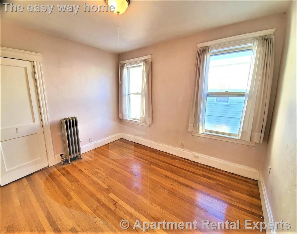 39 Waterhouse St #3 - Photo 5 of 13