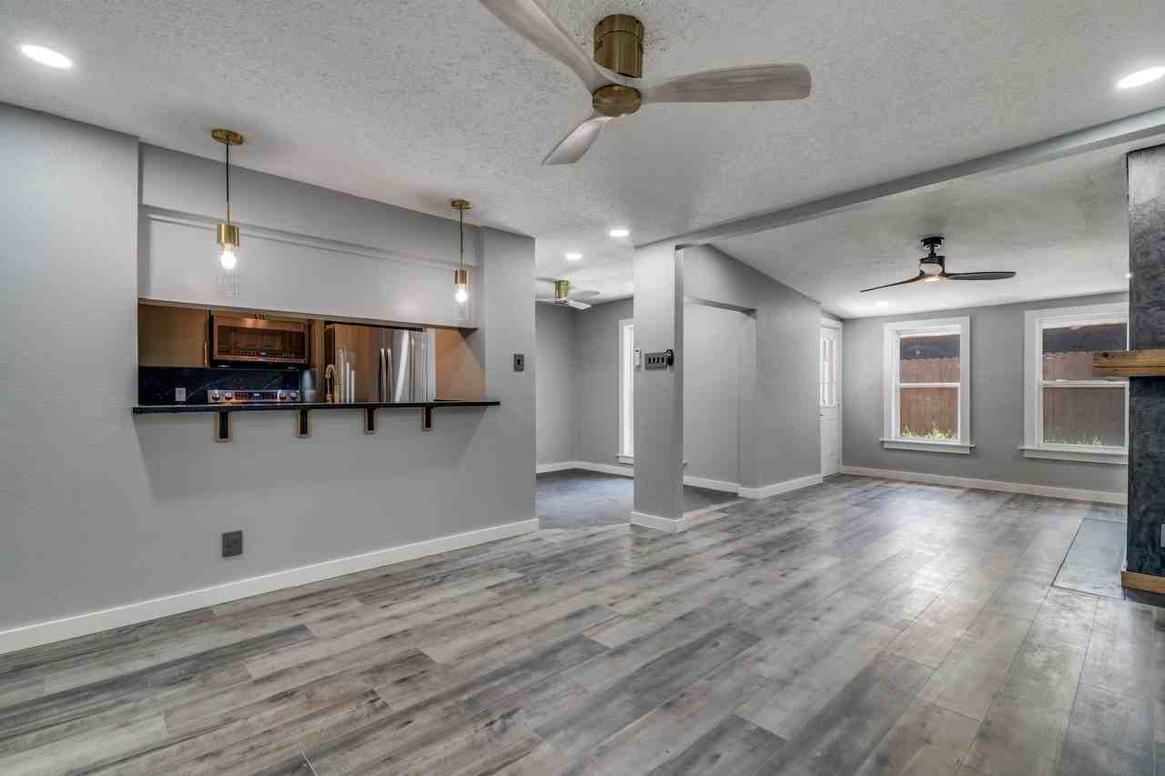 334 Arborview Dr - Photo 3 of 15