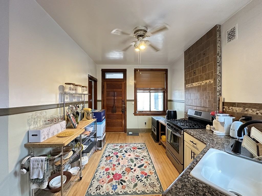 3242 S Racine Ave #5 - Photo 5 of 20