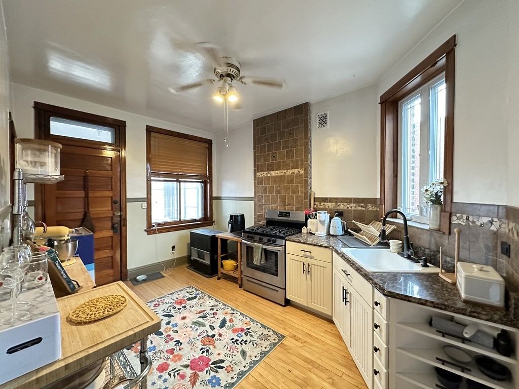 3242 S Racine Ave #5 - Photo 6 of 20