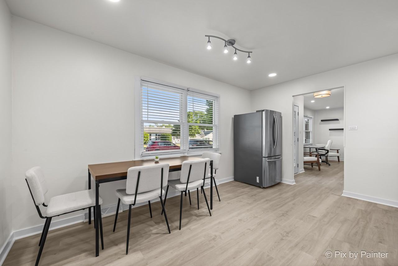 538 Harold Ave #NA - Photo 3 of 20