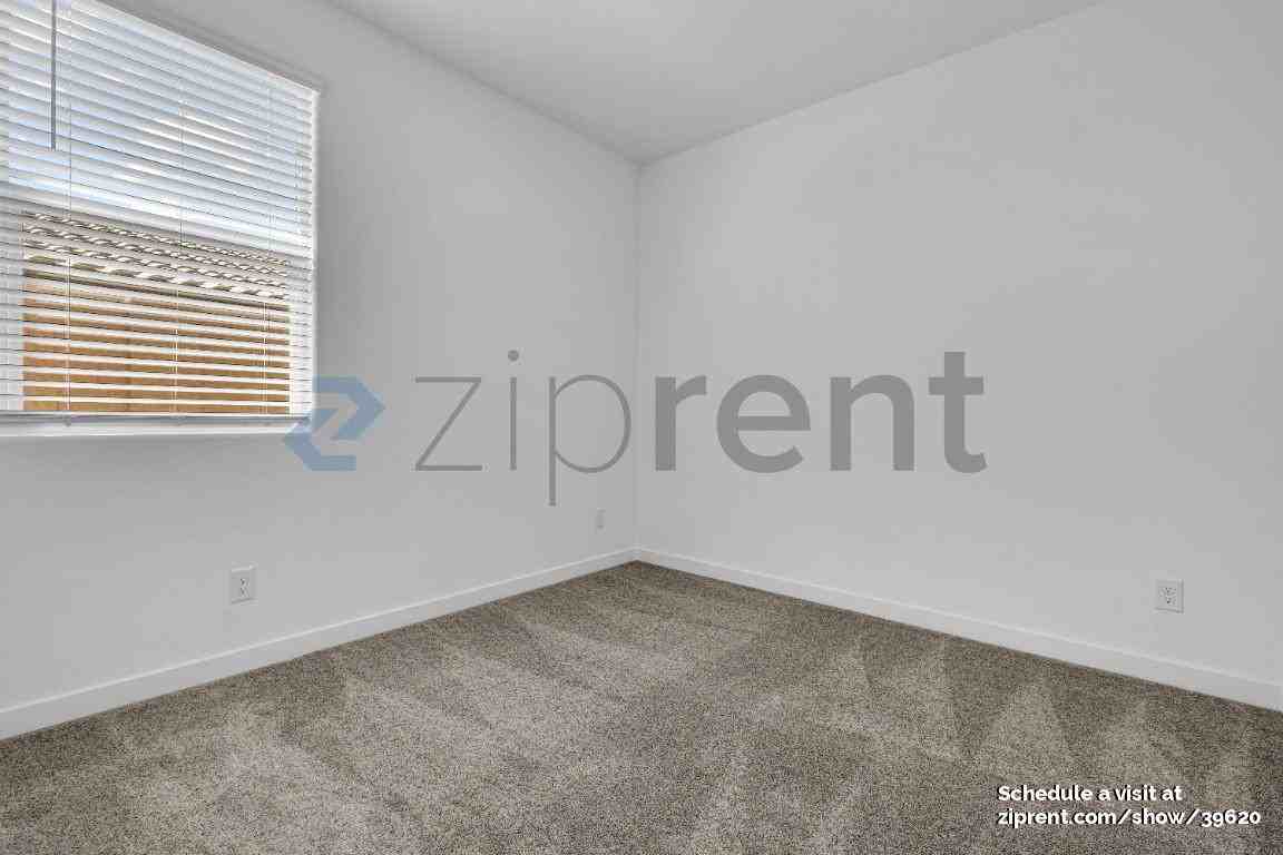 16731 W Chama Dr - Photo 7 of 32
