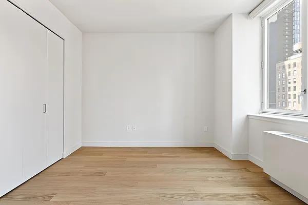 W 25th St #37D - Photo 4 of 20